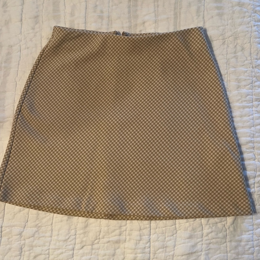 Aritzia Wilfred skirt
